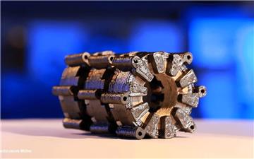 Máy in 3D chế tạo động cơ điện hoàn chỉnh chỉ trong vài giờ